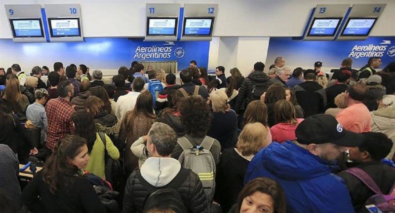 Argentina: el transporte aéreo se verá afectado por el paro del lunes Argentina: el transporte aéreo se verá afectado por el paro del lunes