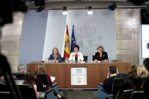 El cambio de hora seguirá en estudio hasta 2021