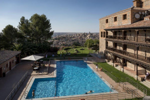 Paradores afronta el verano con cifras récord en ocupación e ingresos