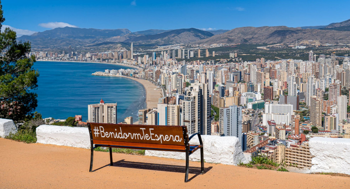 Benidorm puede quedarse este invierno sin hoteles para el Imserso