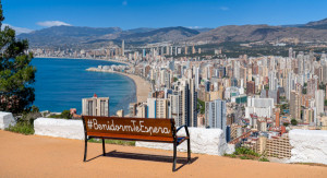 Los hoteles de Benidorm, dispuestos a cerrar sin atender al Imserso