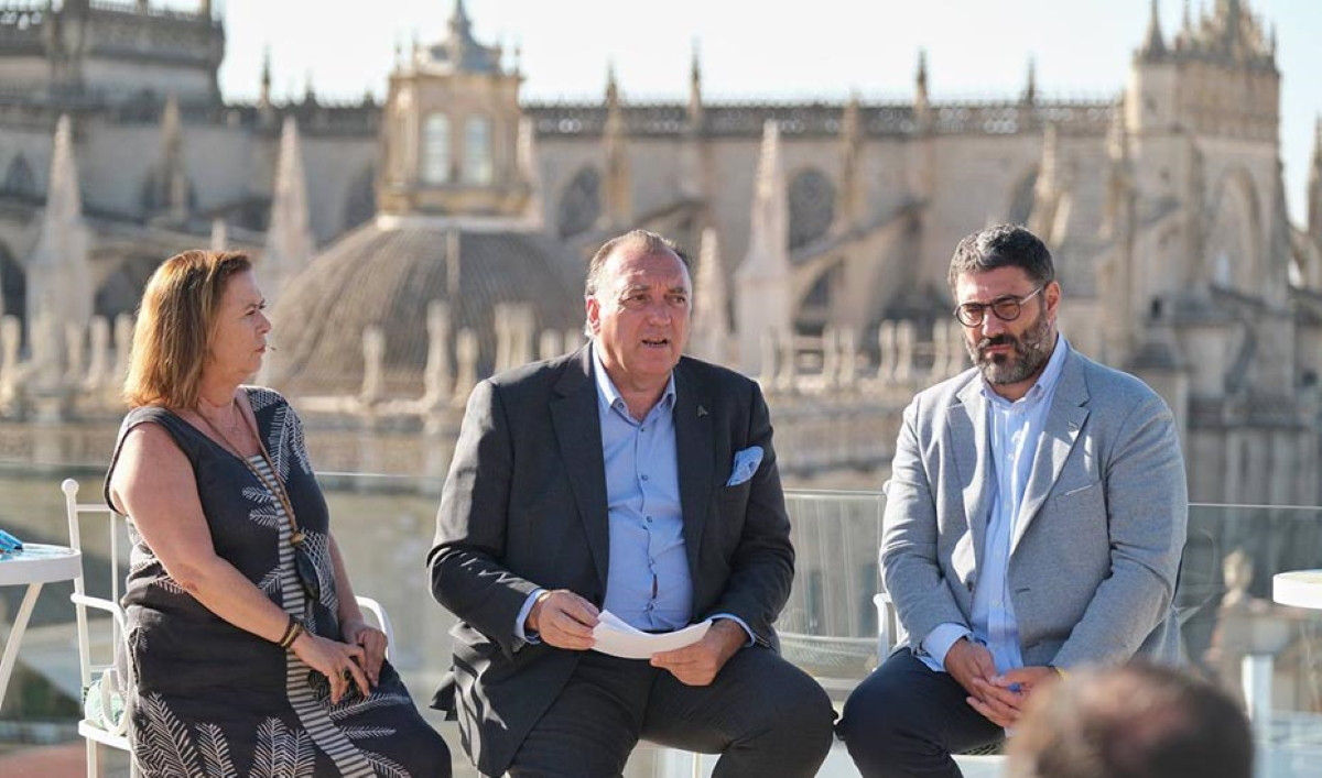 Andalucía se prepara para recibir a los turistas asiáticos y americanos