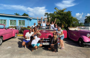 Experiencias únicas y crear comunidad, prioridades milenials en sus viajes