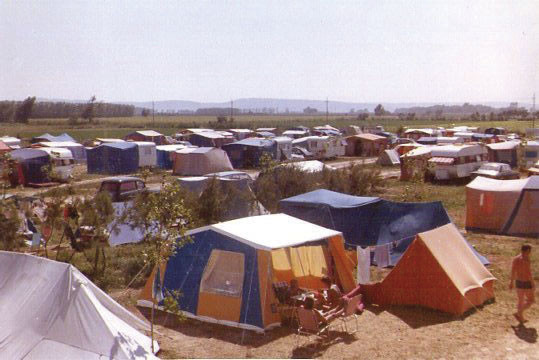 Así fue el nacimiento del camping en Cataluña hace 70 años